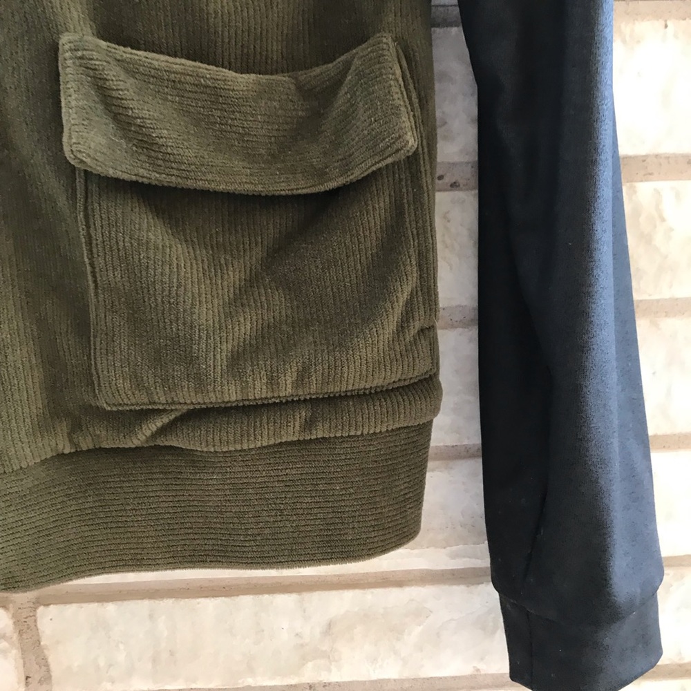 Lacoste Jacket - Picture 5 of 7